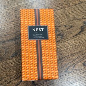 NEST Fragrances Pumpkin Chai Reed Diffuser - Orange and Black